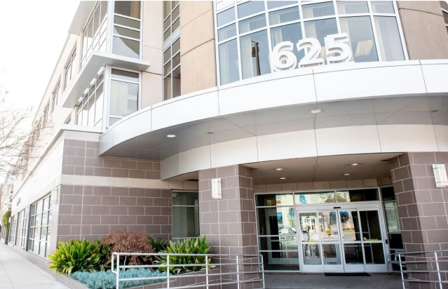 Exterior of SCRC Pasadena monitoring location building entrance